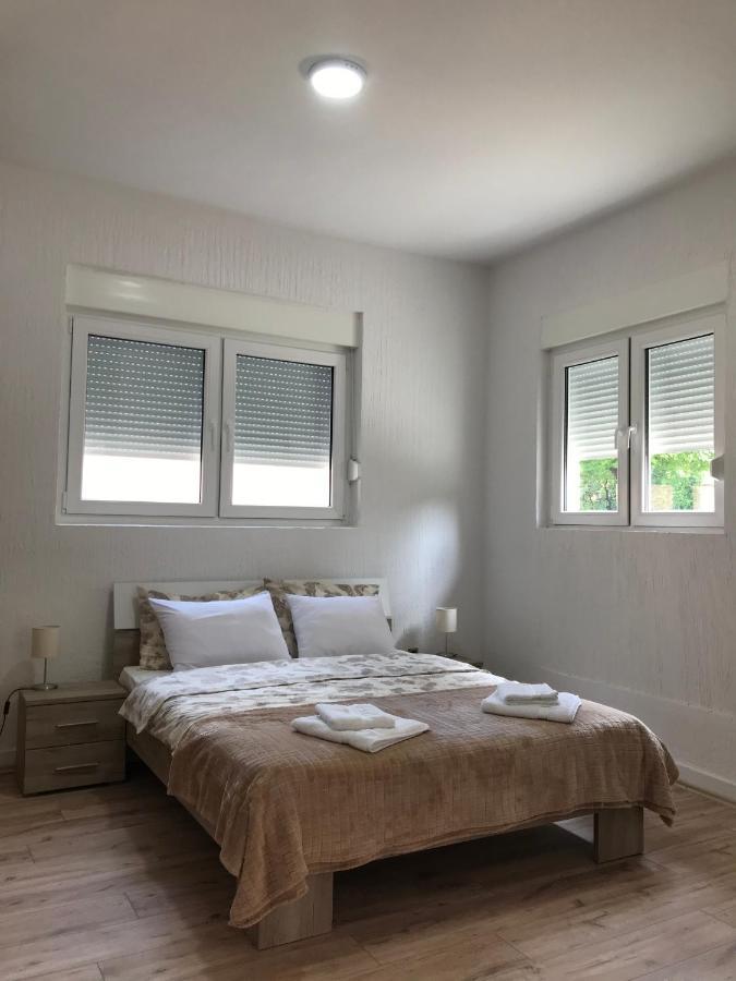 Apartman Studio Milojkovic Ґолубац Екстер'єр фото